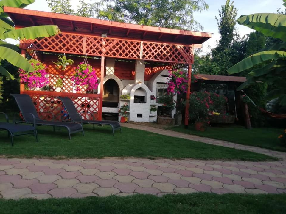 Willa Casa Mona Oradea Zewnętrze zdjęcie